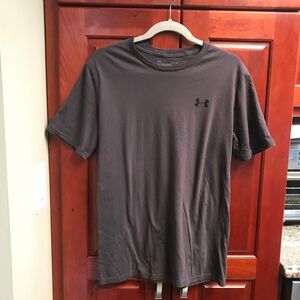 Men’s Dark Gray Under Armour cotton t-shirt